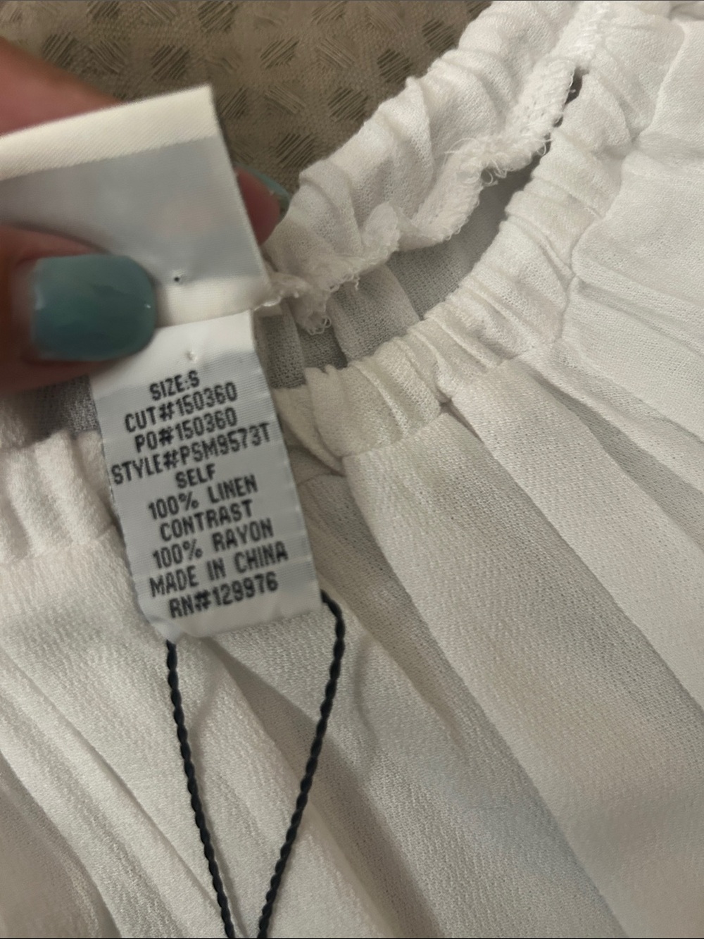 🇺🇸 Mind Set by XCVI White Linen Peasant Blouse with embroidered Blue Floral Trim - Picture 7 of 7